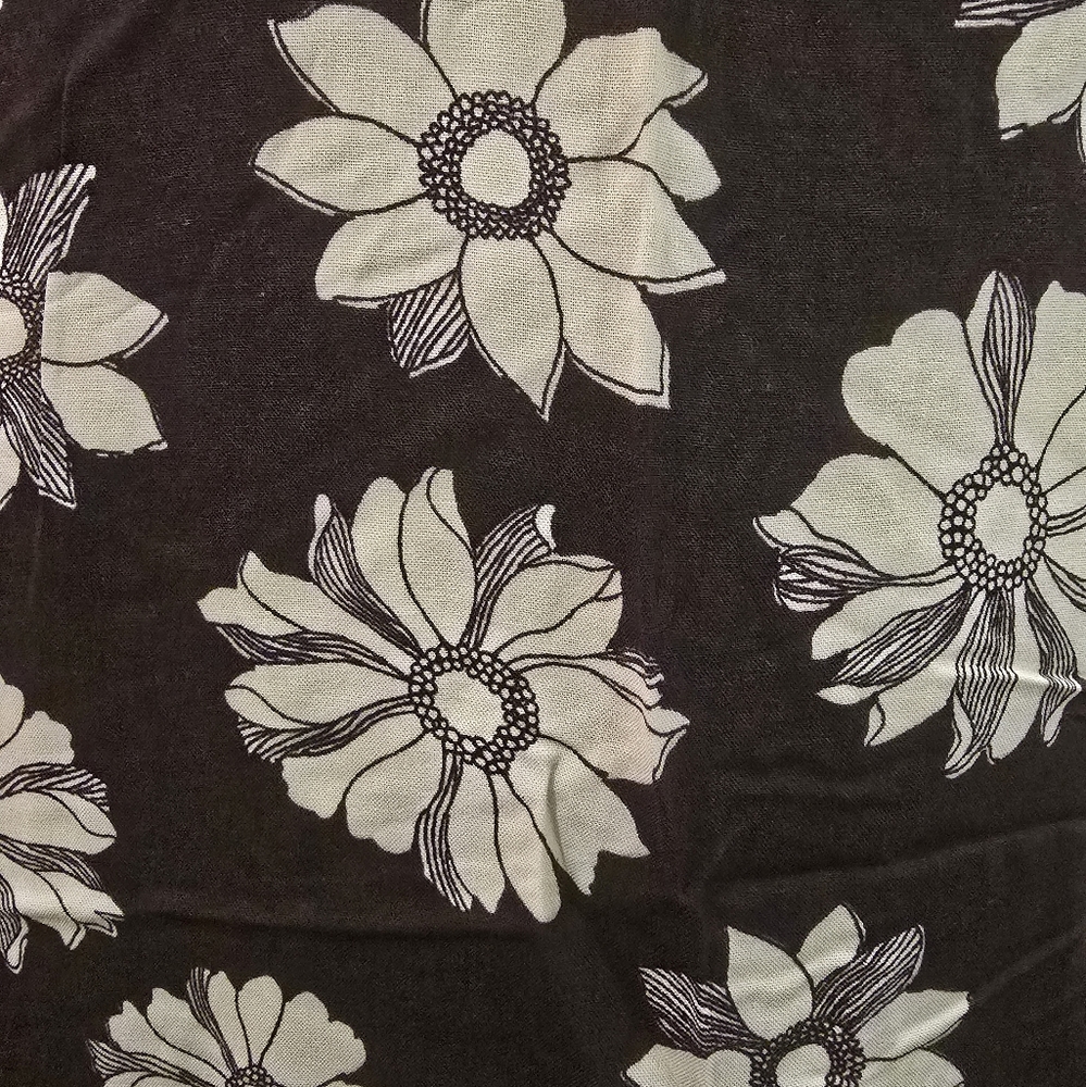 Billabong Black and White Floral Maxi Dress - Picture 7 of 8